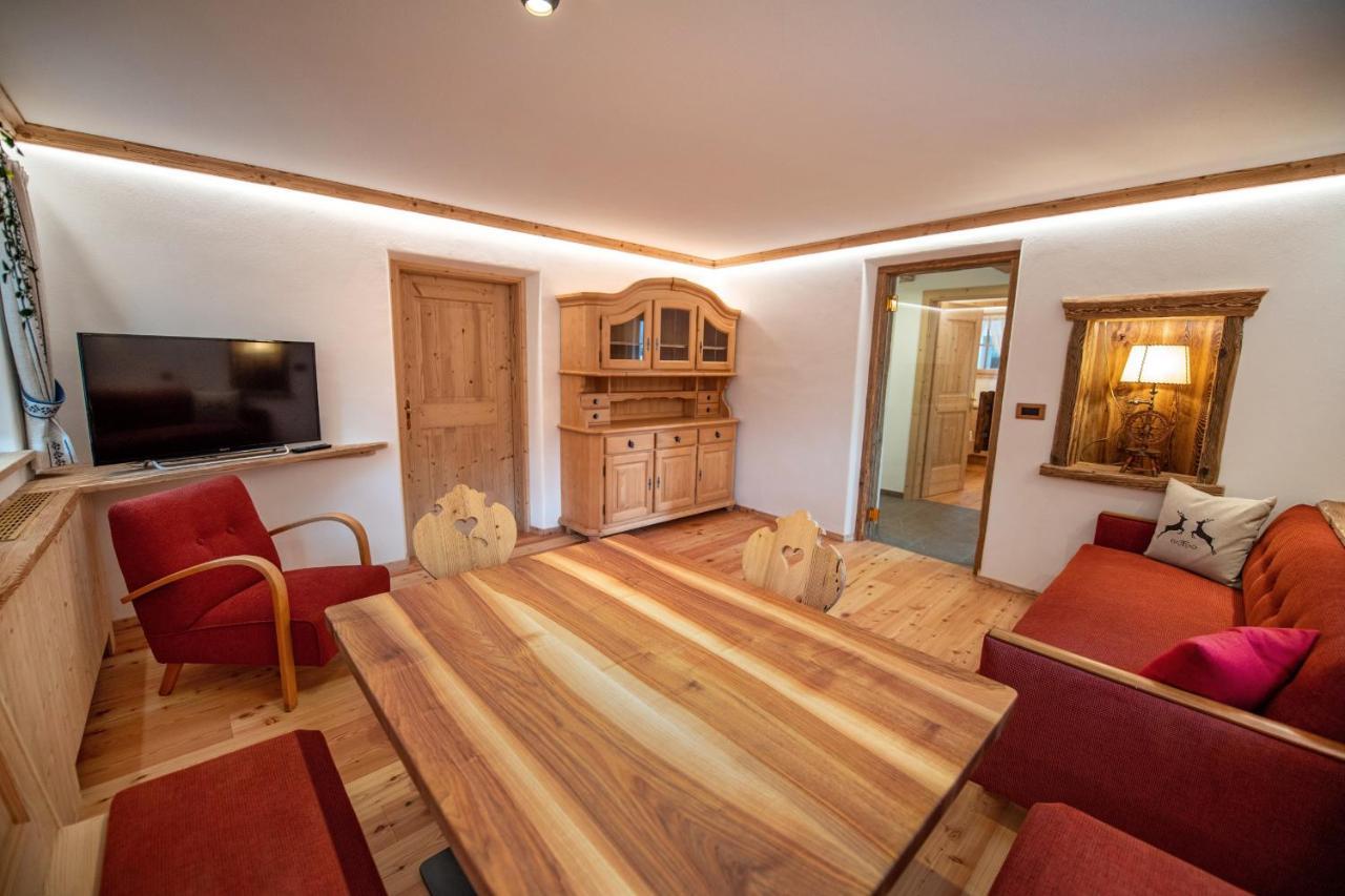 Apartments Berna オルティゼーイ エクステリア 写真